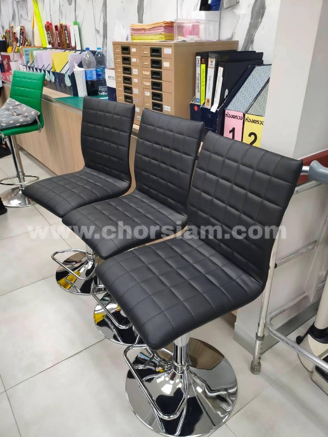 ตัวอย่างผลงานเก้าอี้บาร์