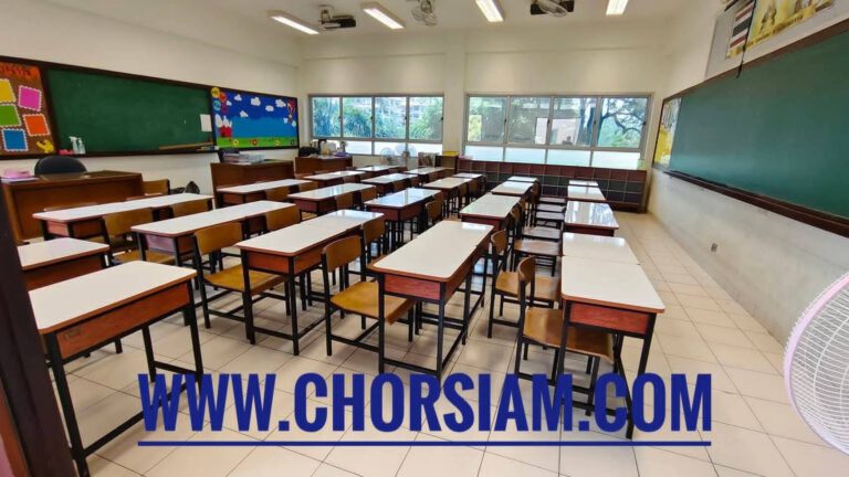 ผลงานชุดโต๊ะนักเรียน - 12