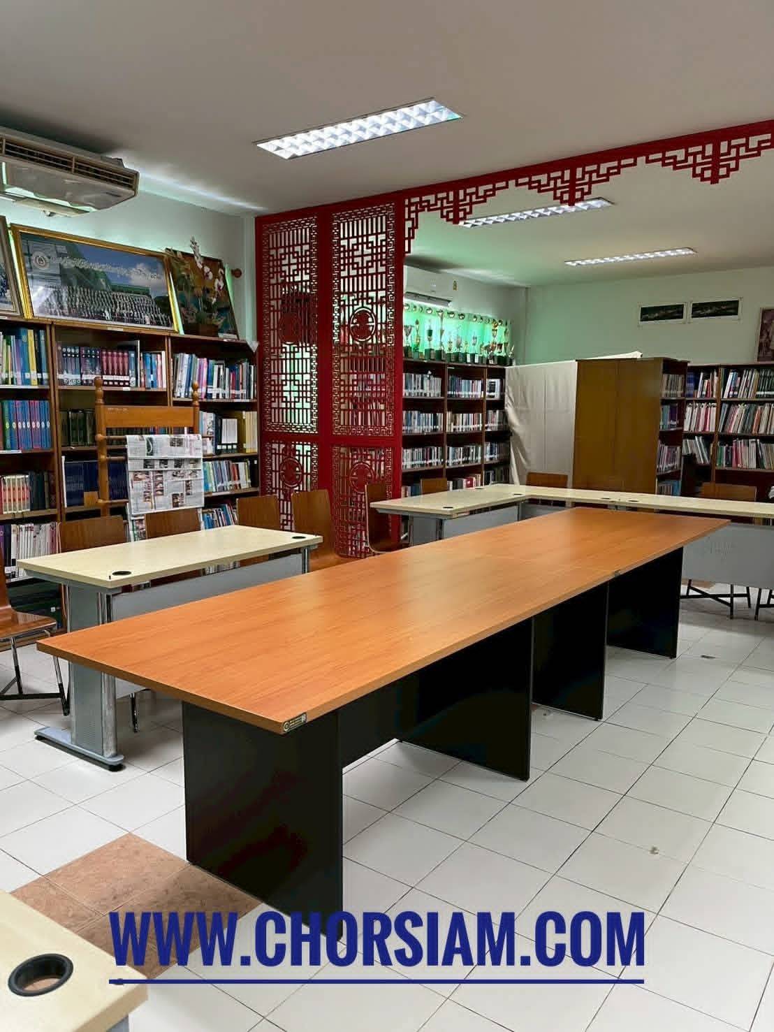 ผลงานโต๊ะประชุม