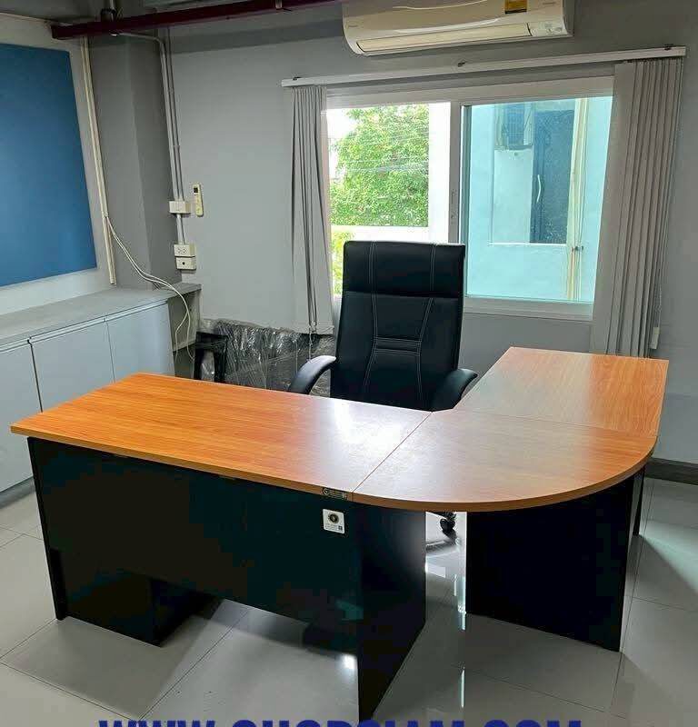 ตัวอย่างผลงานชุดโต๊ะผู้บริหาร