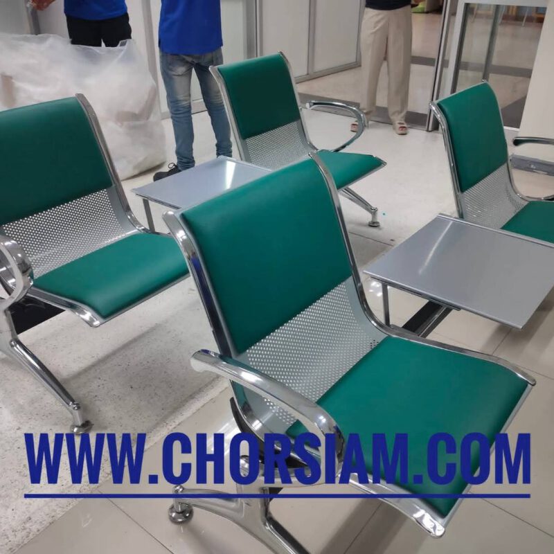 ผลงานเก้าอี้แถว